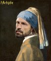 thumbnails/023-Pirlo_con_orecchino_di_perla.jpg.small.jpeg